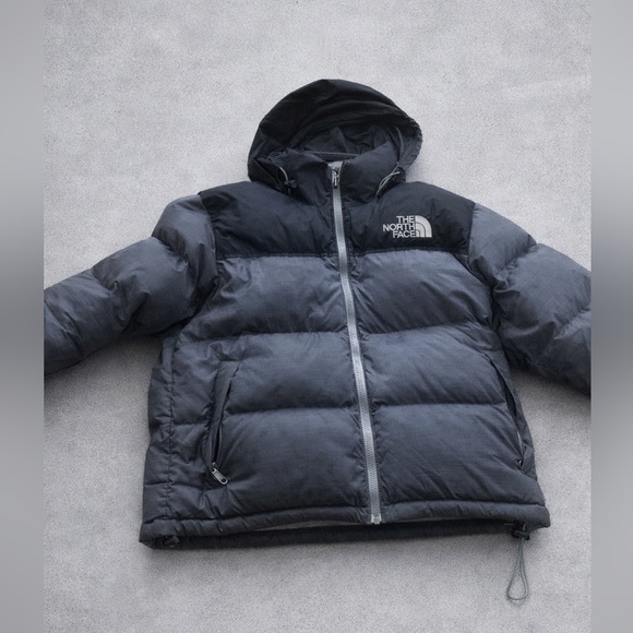 The North Face Jackets & Blazers - The North Face Two-Tone Puffer Jacket Gray/Black Women’s Large – Good Condition